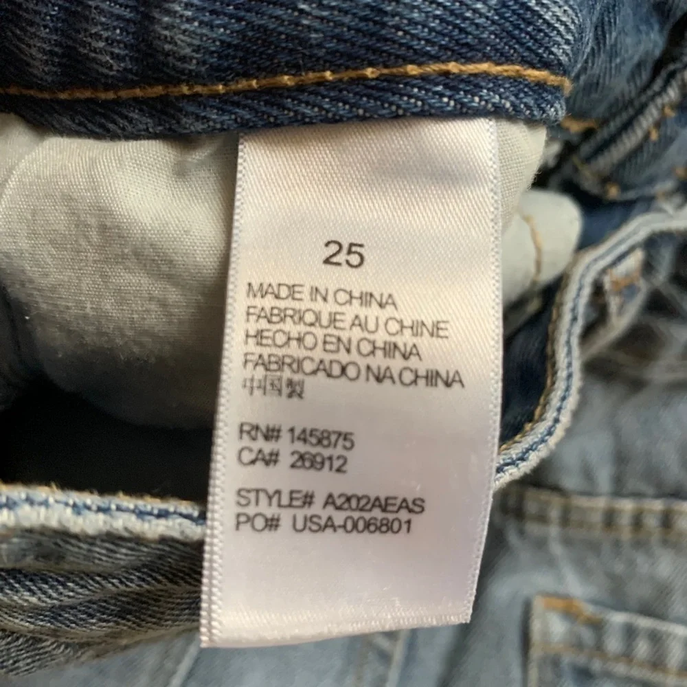 Amuse Society Jean Shorts - Picture 5 of 5